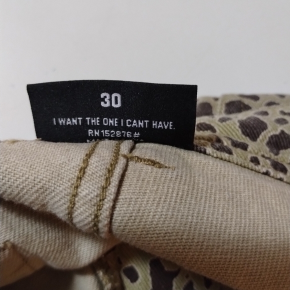 Pleasures  Wisdom Leopard Print Skull Pants Men's Size 30 . - Picture 7 of 8